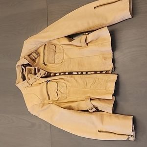 Overland leather jacket, size large (runs small). Used but in great condition.